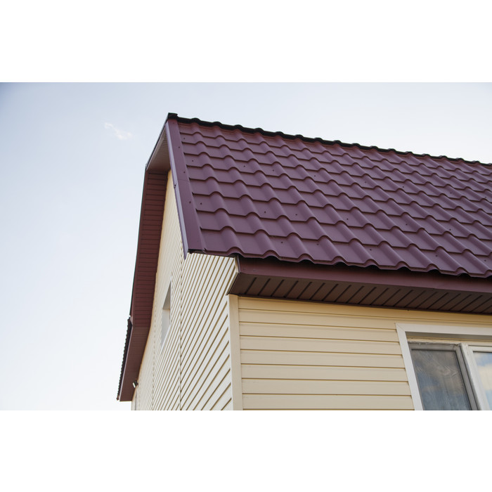 Металлочерепица Grand Line Kamea (Камея) 0,5 GreenCoat Pural Matt BT RAL 3005 Красное вино фото 2